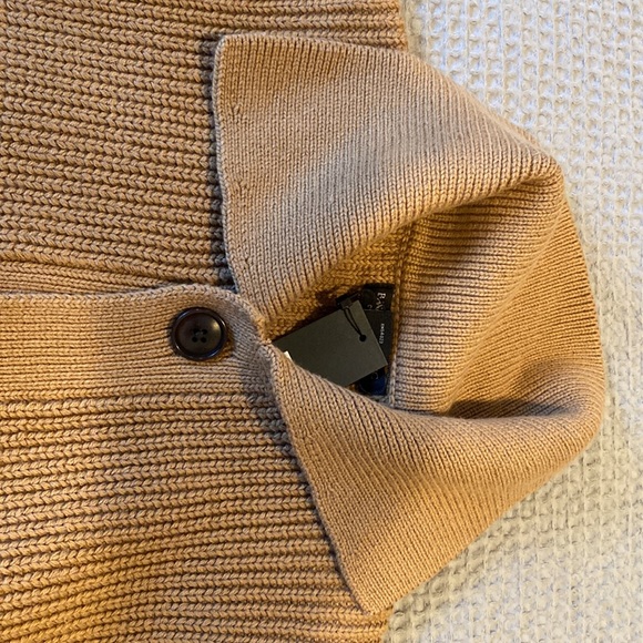 Banana Republic button-down cardigan - Picture 3 of 5
